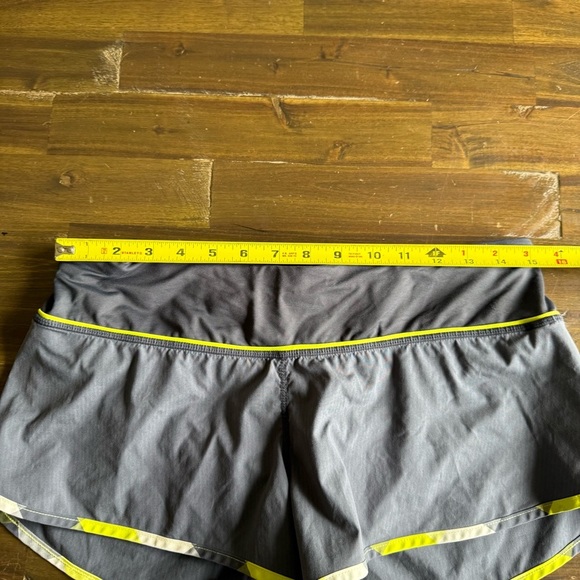 Lululemon Speed Short - Picture 5 of 6